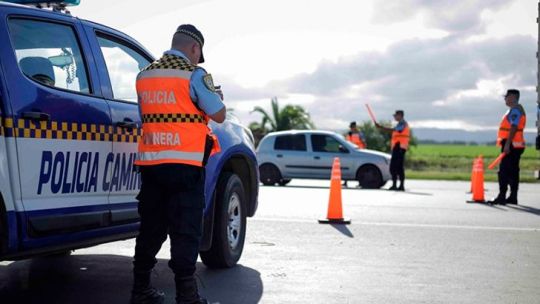 Policía Caminera: el espectrómetro, una de las novedades del Operativo Verano en Córdoba