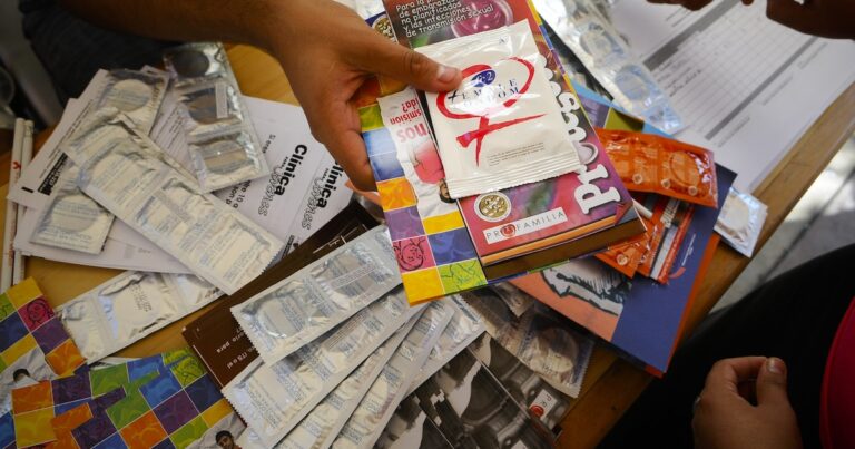 OMS: la retirada de ayuda de EEUU a los programas VIH «pone millones de vidas en riesgo»