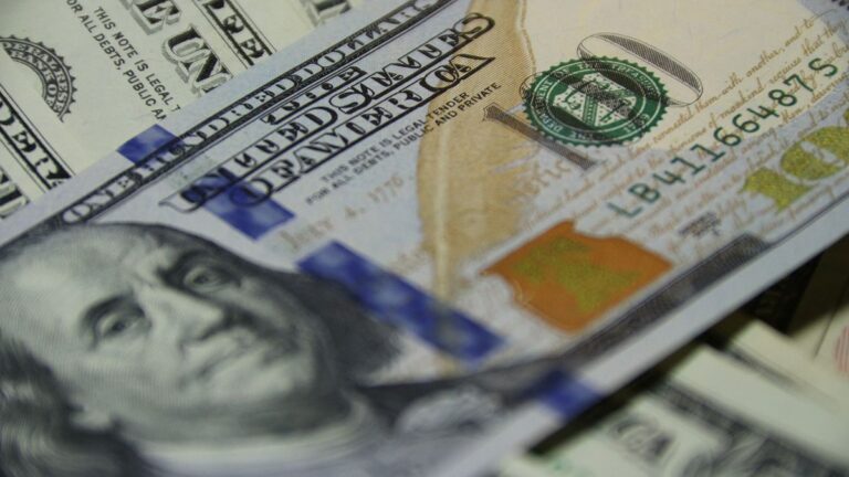 Dólar blue hoy minuto a minuto: a cuánto está este viernes 7 de febrero