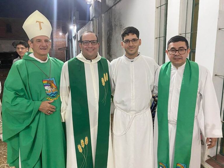 Avanzan en la formación sacerdotal, opción fundamental y trascendente