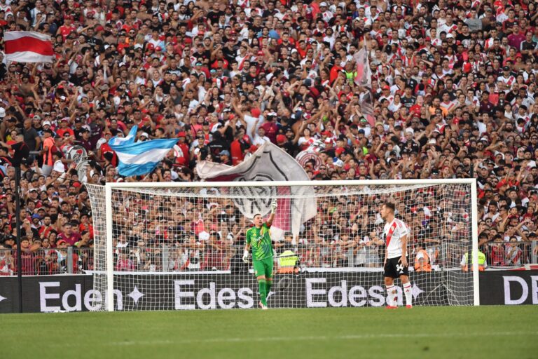 APERTURA 2025: RIVER VA POR LA RECUPERACIÓN ANTE EL DECANO