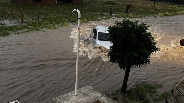 El Gobierno no descarta enviar más fondos para reconstruir Bahía Blanca