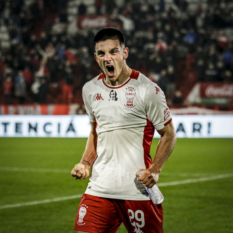 COPA ARGENTINA: PLATENSE Y HURACAN BUSCAN AVANZAR