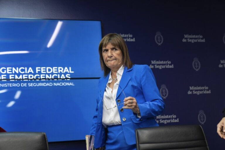 El esquema de infiltrados de Bullrich para generar caos en la movilización de jubilados