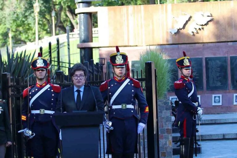 MILEI GENERA POLÉMICA AL PROPONER QUE LOS MALVINENSES ELIJAN SER ARGENTINOS