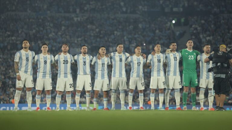 Ranking FIFA: la Selección Argentina sigue en la cima pero Francia ya no es segundo