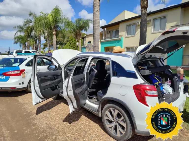 Tres personas, madre e hijos, aprehendidas en Federación por intentar estafar con dólares falsos