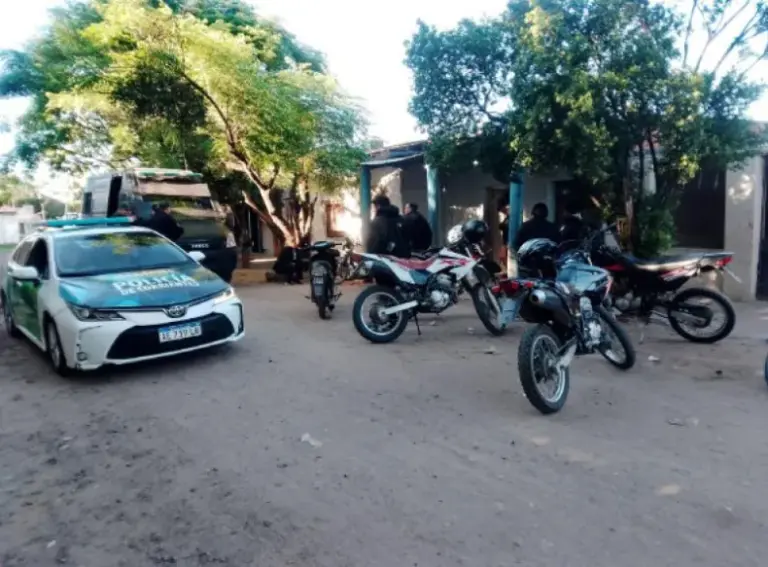 Allanaron un kiosco de droga en el barrio Juan de Vera.