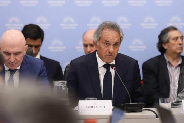 Scioli remata el complejo de Chapadmalal para los chicos pero deja la residencia presidencial