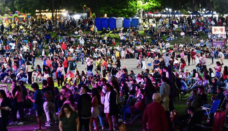 El Festival de la Ciudad convocó a miles de personas en el parque Camba Cuá