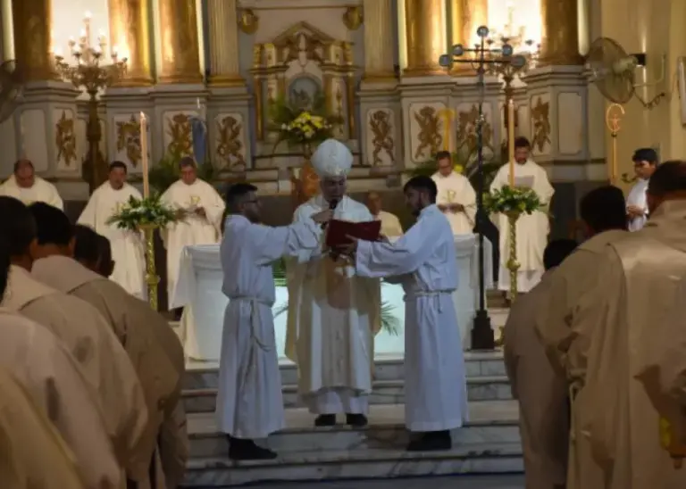 Misa Crismal: Larregain bregó por una iglesia en salida y hospitalaria