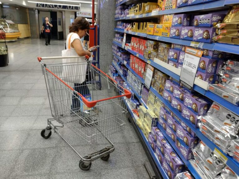 Supermercados recibieron listas de aumentos del 9% en alimentos de primera necesidad