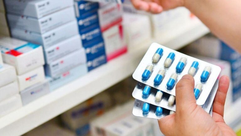 ANMAT amplió la posibilidad de que se importen productos médicos próximos a vencer