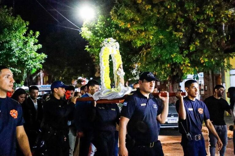 La imagen de San José, de más de 300 años, regresó a su pueblo