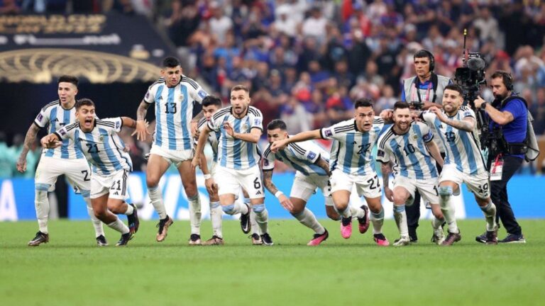Quién es el campeón del mundo que busca Vélez para reforzarse
