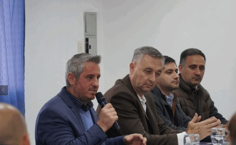 Hein participó en Colón de una jornada de la Mesa de Salud Mental