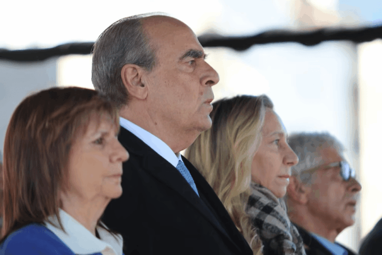 El Gobierno evitó entrar en la polémica por los actos frente a la casa de Cristina Kirchner.