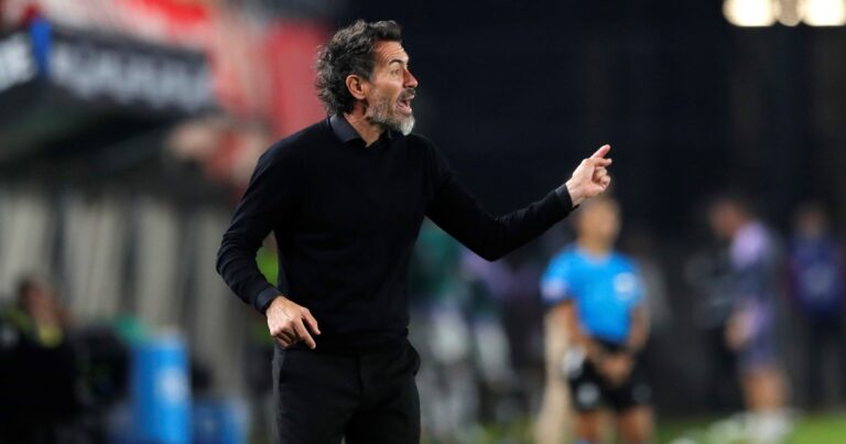 Video: el apoyo de los hinchas de Estudiantes para Eduardo Domínguez