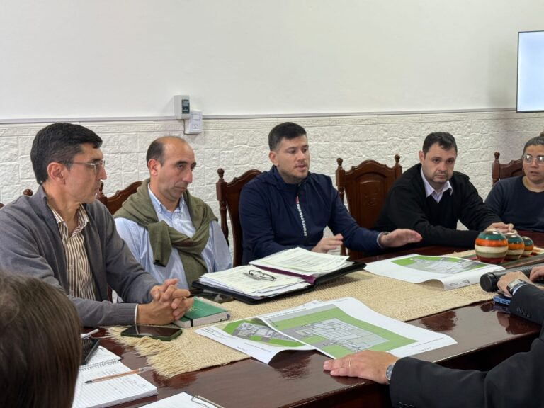 Reunión con inversores coreanos en Feliciano: *Estudian factibilidad para instalarse