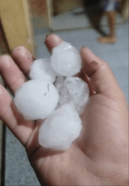 Caída de granizo en distintos puntos de Corrientes