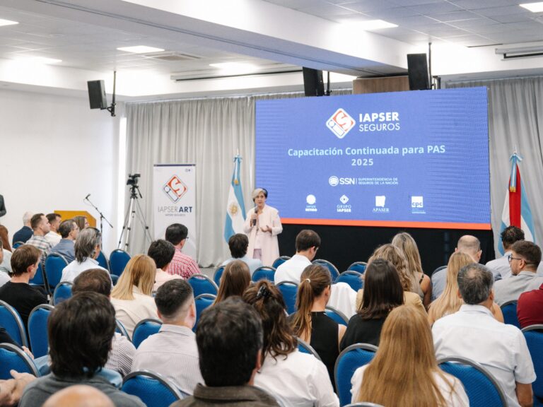 Iapser impulsa el crecimiento del seguro de retiro con una jornada de capacitación