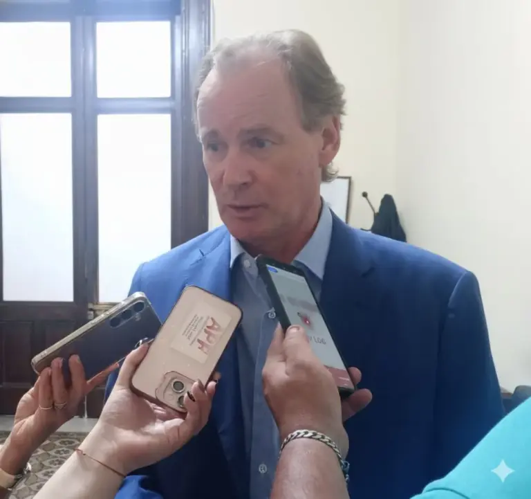 Bordet rechazó ante Frigerio la idea de una pesada herencia: En estos 20 años el peronismo hizo mucho